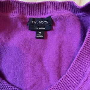 Beatiful purple light sweater